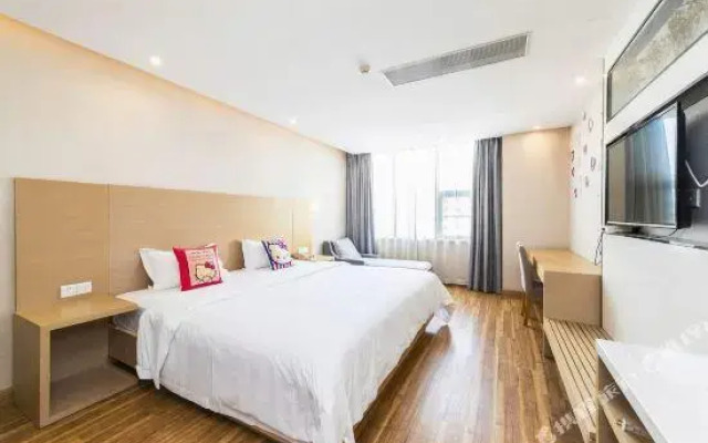 π Hotel (North Store of Chimelong Station Zoo, Guangzhou)