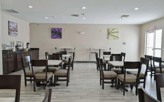 Sleep Inn & Suites Washington near Peoria