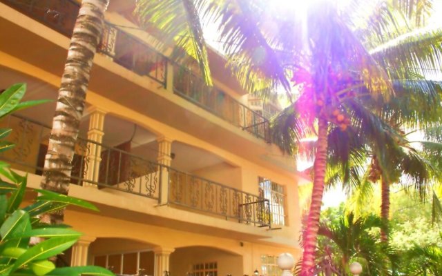 Apartment With 3 Bedrooms in Trou-aux-biches, With Shared Pool, Furnished Balcony and Wifi - 1 km From the Beach
