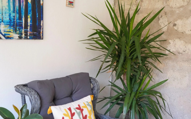 Müzeyyen Hanım Konağı Alaçatı 12+