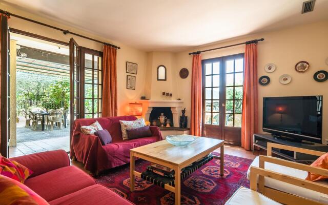 Scenic villa in Beaufort with private pool