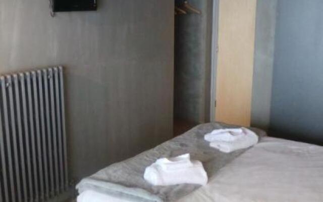 Flat near the slopes Courchevel 1850