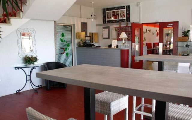 Le Relais des Garrigues