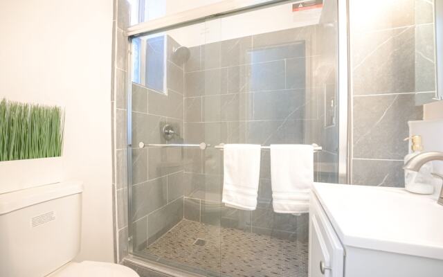 Luxury NY Home 3BR with Easy Parking