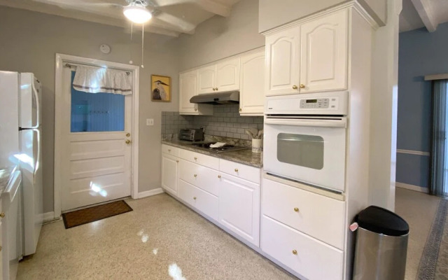 Coastal Breezes 4 Bedroom Home