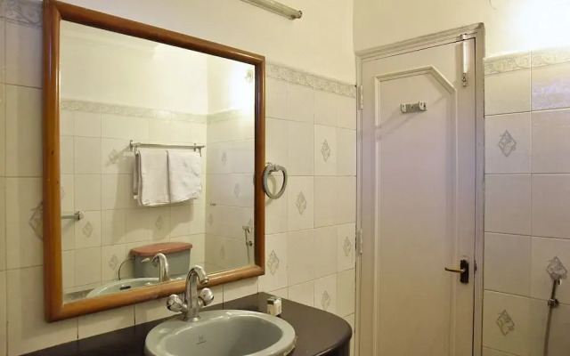 OYO 10432 Hotel Swaran Palace