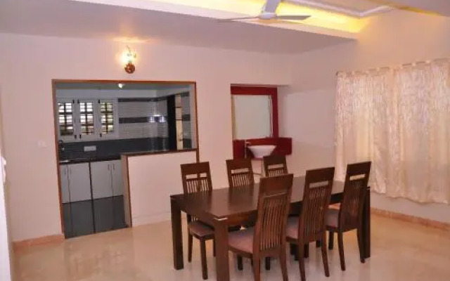 The Pommels - Serviced Apartment