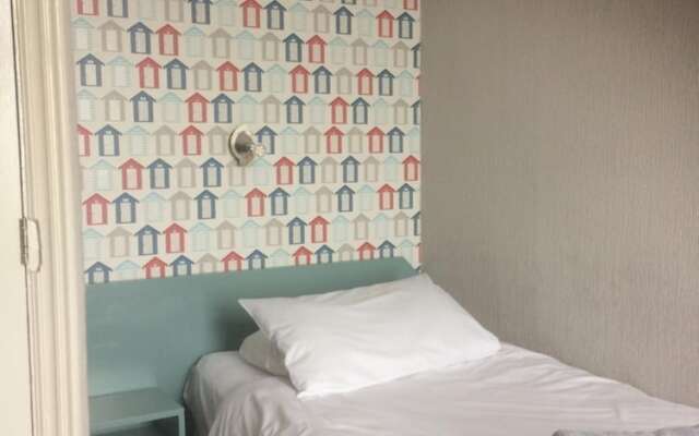 Sandcliff Guest House