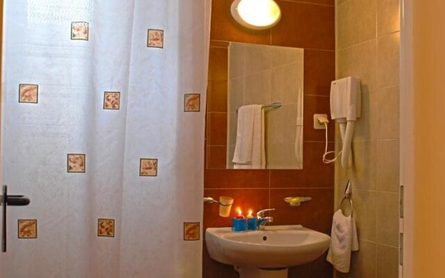 Pirina Club Family Hotel