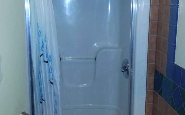 Hostelling International Niagara Falls