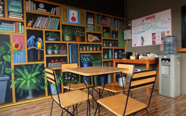 Warm Well Hostel Kanchanaburi