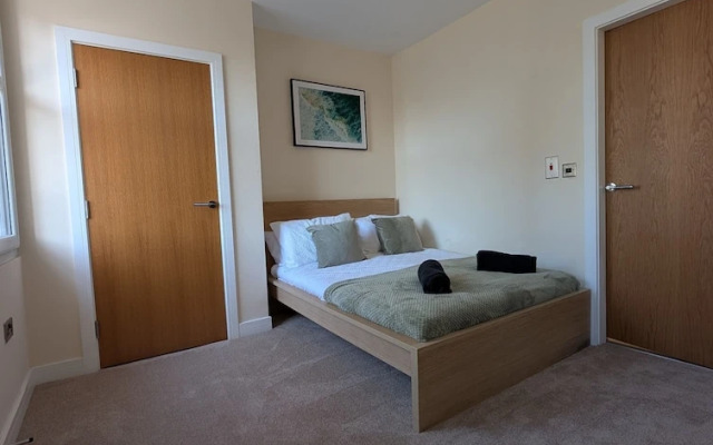 Upperhead Row Apartment