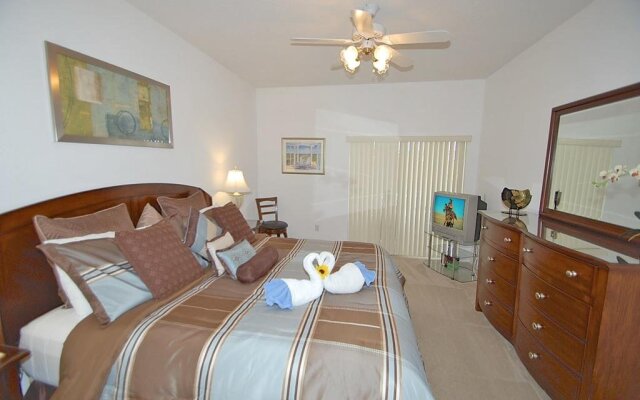 857KD Cozy Retreat 5 Br villa by RedAwning