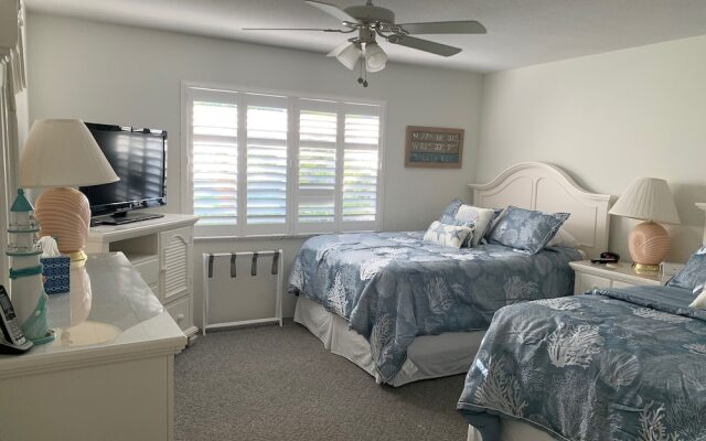 Jamaica Royale - 021 - 1 Br Condo