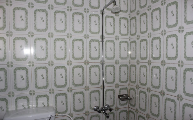 Arusha Giraffe Lodge