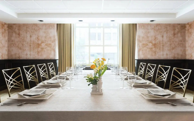 Hotel LeVeque, Autograph Collection