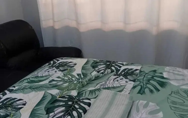 Las Palmas Day & Night Guest House