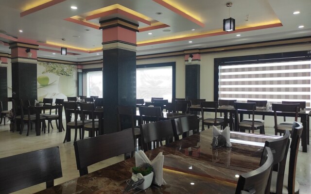 Hotel Rising Sun