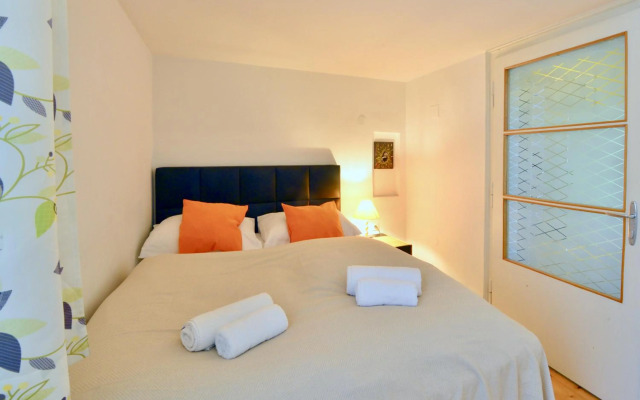 Stylish, Cosy & Central "Self-Check-In" Apartment