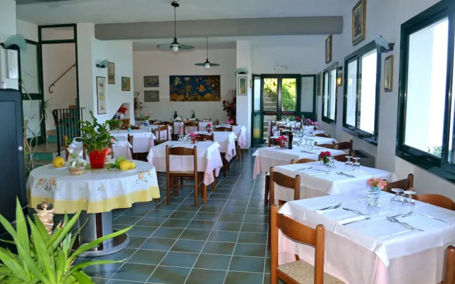 Hotel Scoglio Bianco