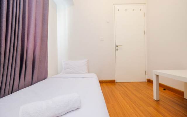 Pool View and Homey 2BR Apartment @ Springlake Summarecon