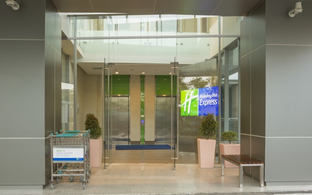 Holiday Inn Express Semarang Simpang Lima by IHG