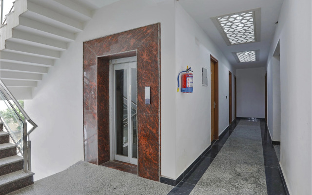 FabHotel F9 Noida Sector 56