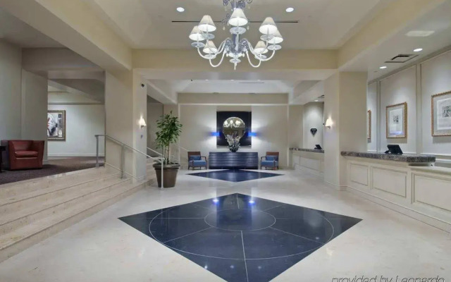 The Marquette Hotel, Curio Collection by Hilton