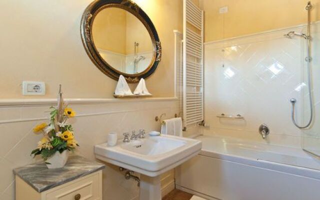Coselli's Collection Luxury Villas rental