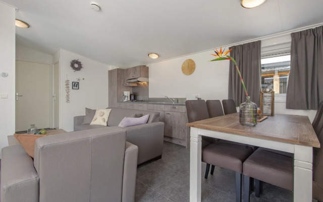 Luxurious Chalet, Situated in the Polder, Near Alkmaar