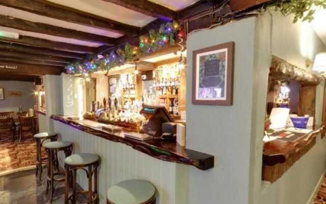 Chequers Country Inn