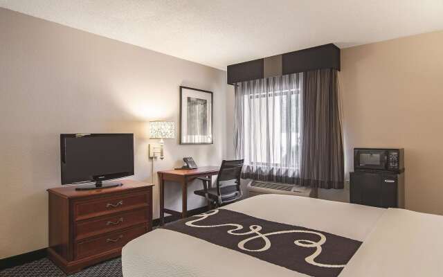 Wingate by Wyndham Brunswick GA / I-95