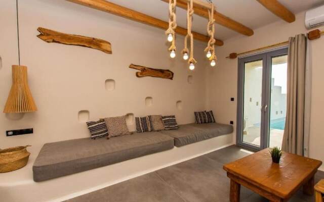 Naxos Plaka villa