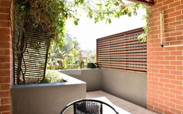 Quiet 1 Bedroom Flat in Concord