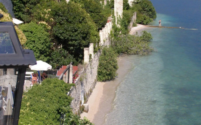 Villa Romantica