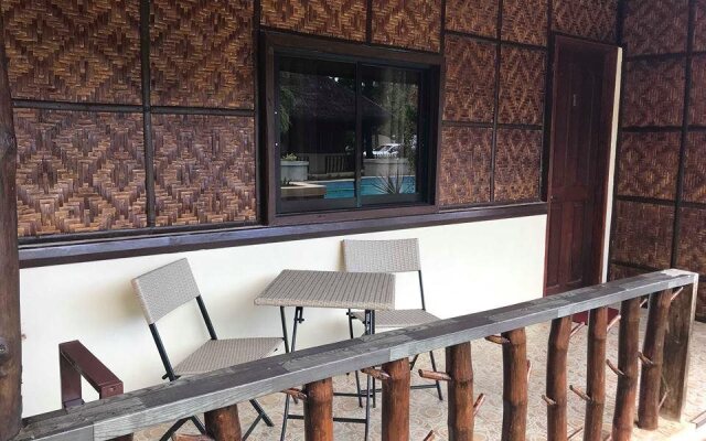 The Barefoot Alona Resort