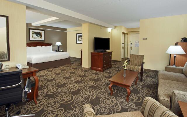 DoubleTree by Hilton Mahwah