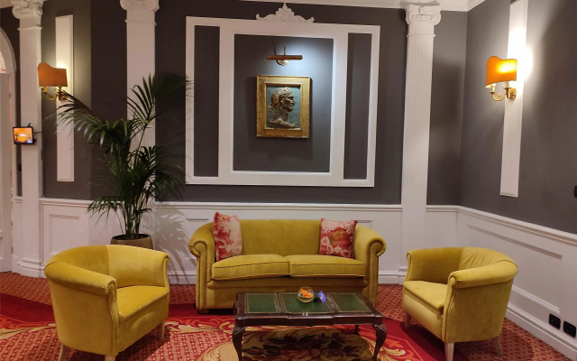 Radisson Blu GHR Hotel, Rome