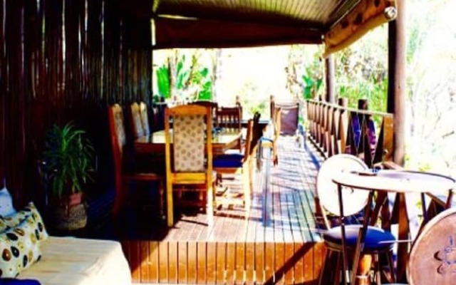 Old Vic Travellers Inn Nelspruit