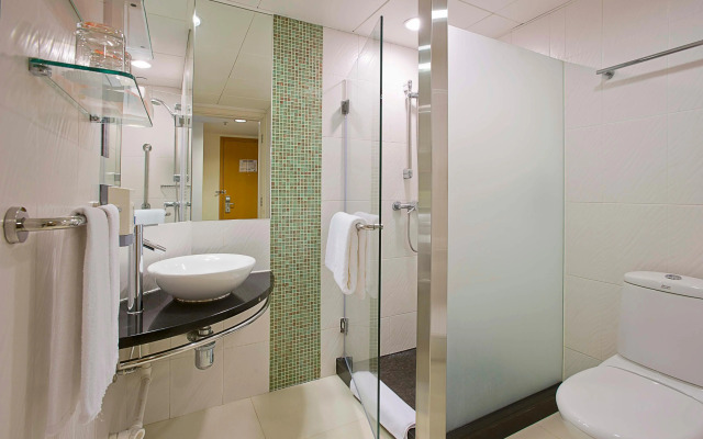 Holiday Inn Express Causeway Bay Hong Kong by IHG