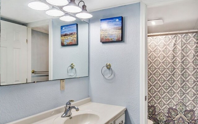 Island 112 3 Bedroom Condo