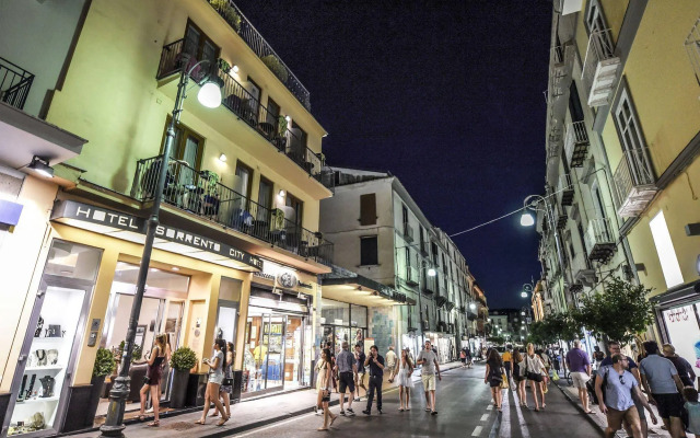 Hotel Sorrento City