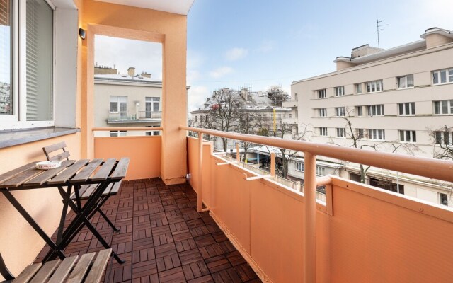 Two Bedroom Apartment Gdynia by Renters