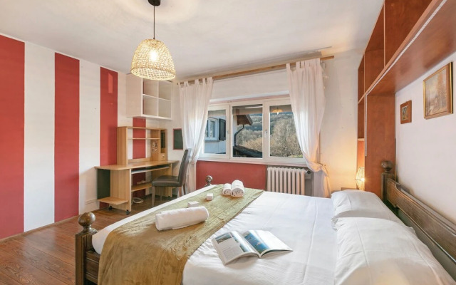 La Lanterna Swimming Pool Retreat