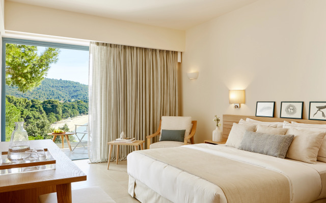 ELIVI Skiathos
