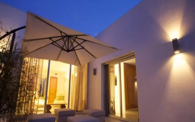 Gorgeous Villa With Views