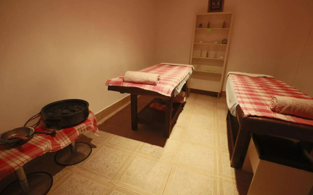 Almera Park Apart Hotel