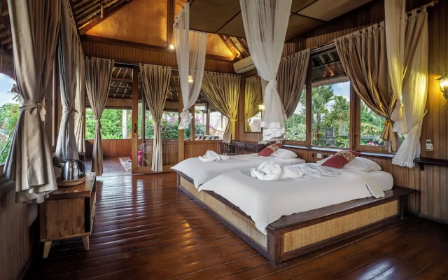 Villa Sujati