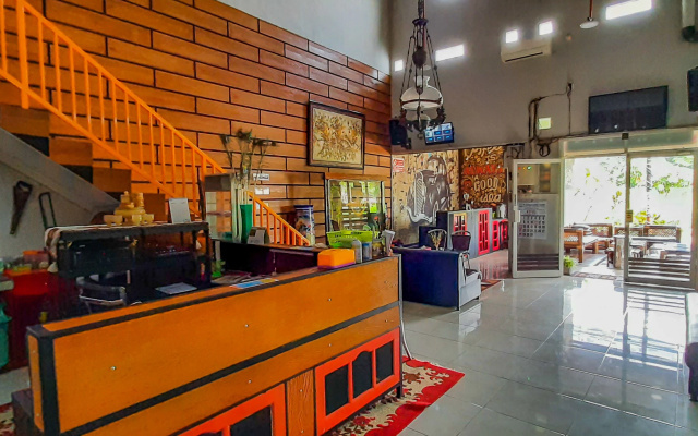 OYO 90374 Penginapan Dewe Syariah