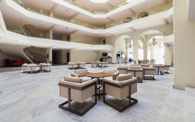 Villa del Palmar Residences